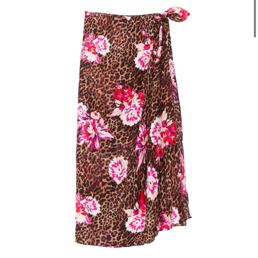 Victoria’s Secret sarong